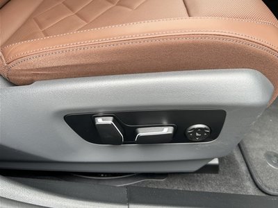 2025 BMW 5 SERIES — миниатюра 20