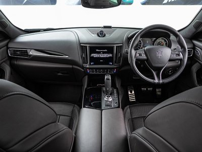 MASERATI LEVANTE - 4