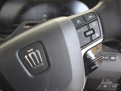 TOYOTA CROWN SPORT - 8