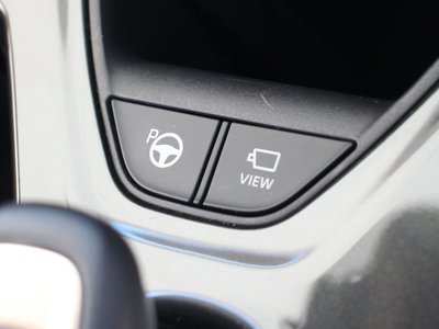 TOYOTA CROWN SPORT - 7