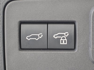 TOYOTA CROWN SPORT - 10