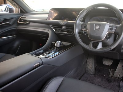 TOYOTA CROWN SPORT - 3