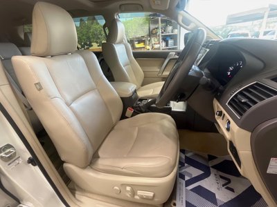 صورة مصغرة 12 لـ 2023 Toyota LAND CRUISER PRADO