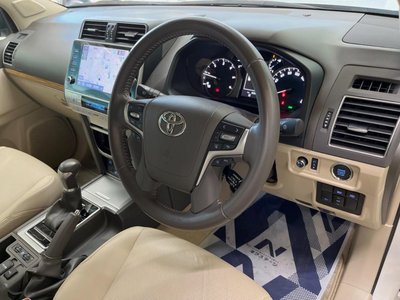صورة مصغرة 34 لـ 2023 Toyota LAND CRUISER PRADO