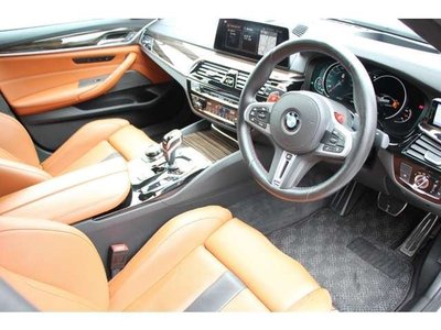 صورة مصغرة 46 لـ 2018 BMW M5