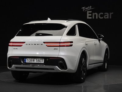 2023 GENESIS GV70 photo 5