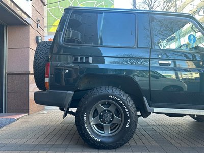 TOYOTA LAND CRUISER 70 - 6