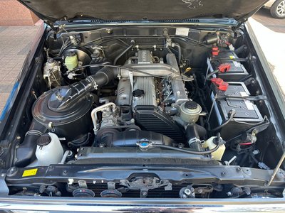 TOYOTA LAND CRUISER 70 - 9