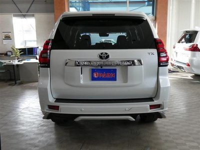 TOYOTA LAND CRUISER PRADO - 7