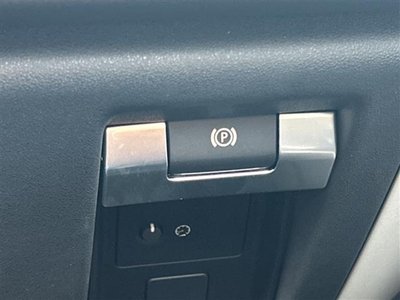 LAND ROVER DEFENDER - 6