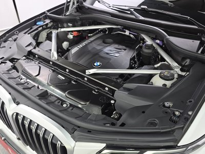 BMW X7 - 7