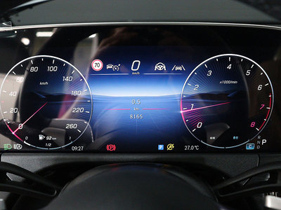 صورة 8 لـ 2025 Mercedes-BENZ E-CLASS