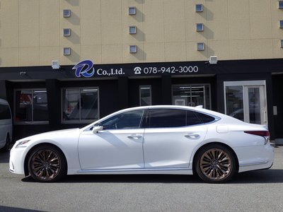 LEXUS LS - 3
