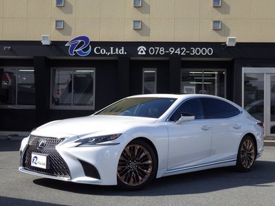 LEXUS LS - 1