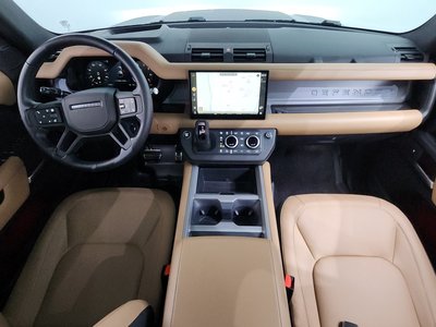 LAND ROVER DEFENDER - 5