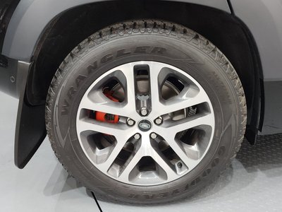 LAND ROVER DEFENDER - 6