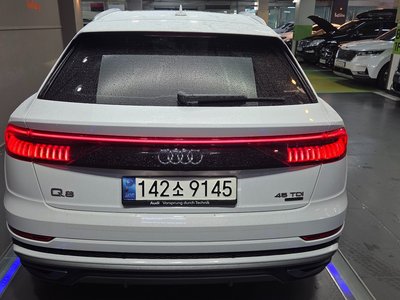2021 AUDI Q8 — фото 6