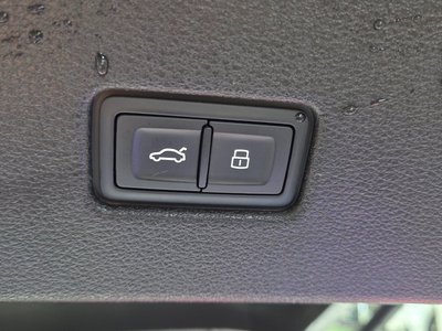 صورة مصغرة 14 لـ 2021 AUDI Q8