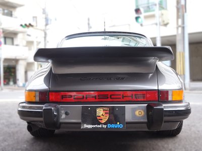 PORSCHE 911 - 6