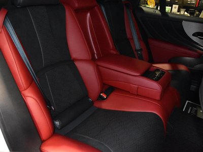 صورة مصغرة 27 لـ 2021 Lexus LS