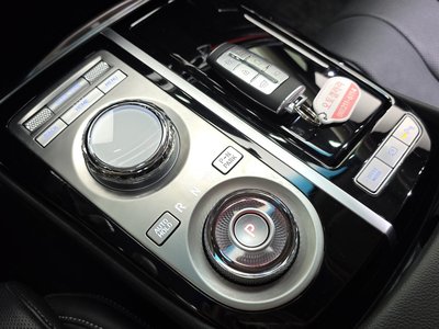 GENESIS G80 (RG3) - 9