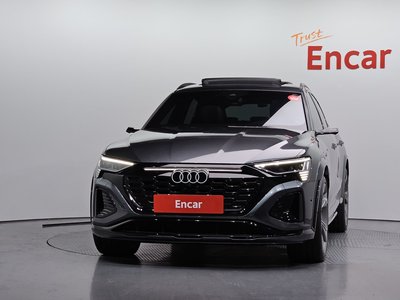 صورة 2 لـ 2024 AUDI SQ8 E-TRON