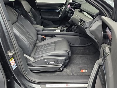 صورة مصغرة 11 لـ 2024 AUDI SQ8 E-TRON