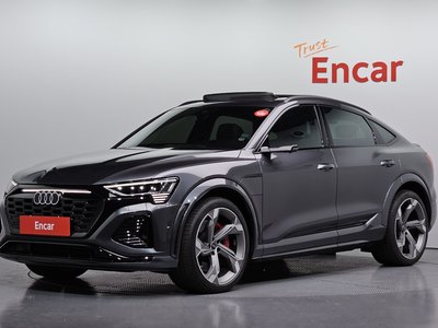 صورة 1 لـ 2024 AUDI SQ8 E-TRON