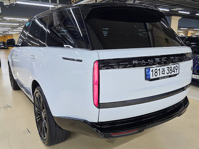 صورة 2 لـ 2023 LAND Rover RANGE ROVER