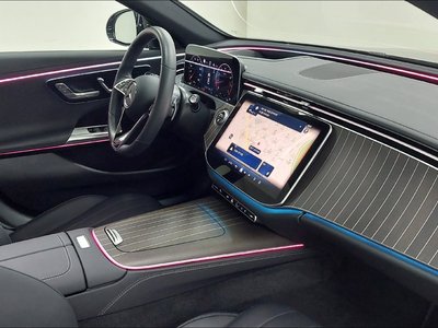 MERCEDES-BENZ E-CLASS - 9