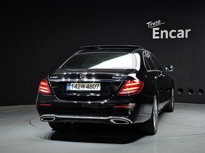 MERCEDES-BENZ E-CLASS - 3