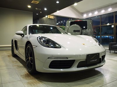 PORSCHE 718 CAYMAN