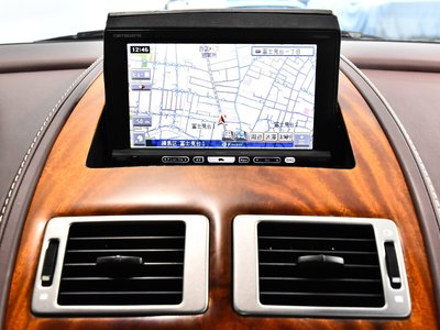 2010 Aston Martin DBS 照片 14