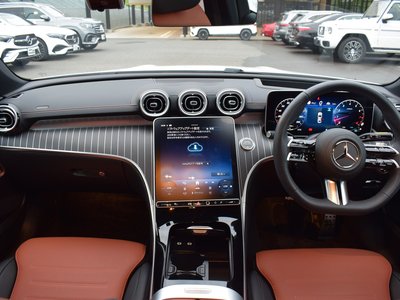 2026 Mercedes-BENZ C-CLASS photo 4