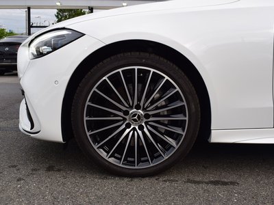 2026 Mercedes-BENZ C-CLASS photo 2