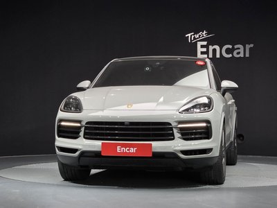2021 Porsche CAYENNE 照片 2