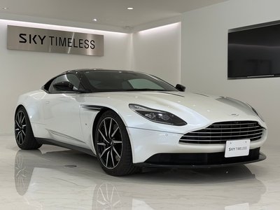 ASTON MARTIN DB11 - 1