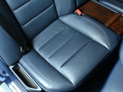 1994 Mercedes-BENZ E-CLASS thumbnail 75