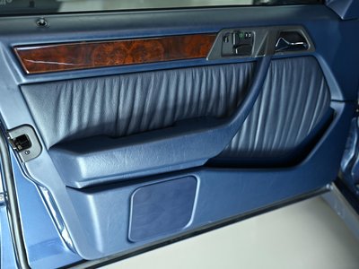 1994 Mercedes-BENZ E-CLASS thumbnail 44