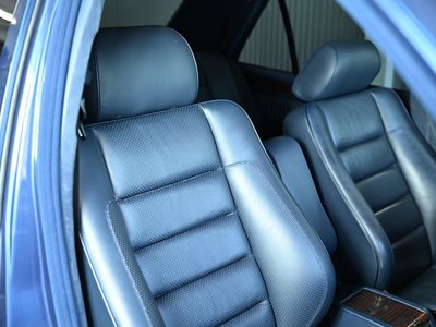 1994 Mercedes-BENZ E-CLASS thumbnail 64