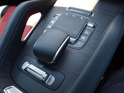 2026 Mercedes-BENZ GLE — миниатюра 27