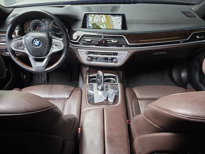 BMW 7 SERIES - 5