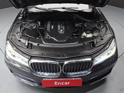 BMW 7 SERIES - 7