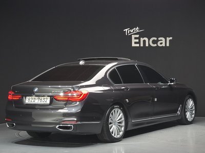 BMW 7 SERIES - 4