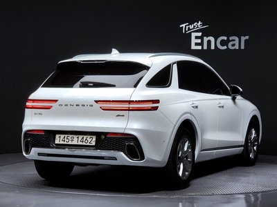 صورة 4 لـ 2023 Genesis GV70