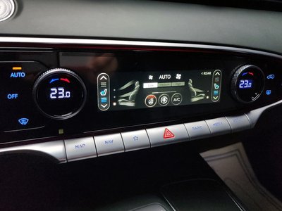 صورة مصغرة 19 لـ 2023 Genesis GV70