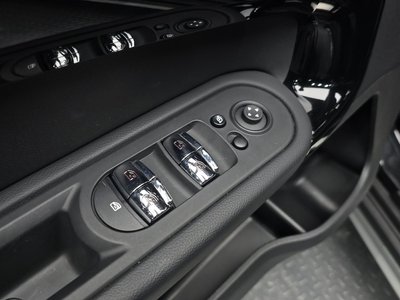 2023 MINI COOPER COUNTRYMAN — миниатюра 25