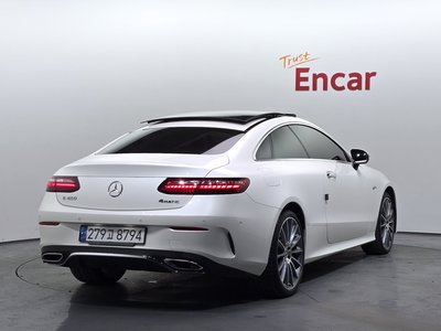 MERCEDES-BENZ E-CLASS - 3