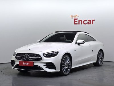 MERCEDES-BENZ E-CLASS - 1