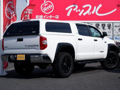 TOYOTA TUNDRA - 4